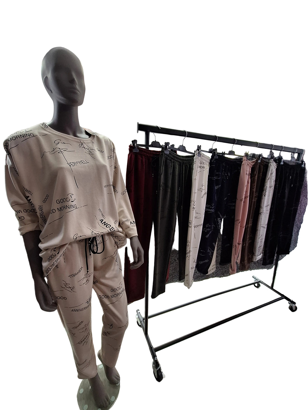 Sport Anzug 2 Teiler mit Schrift