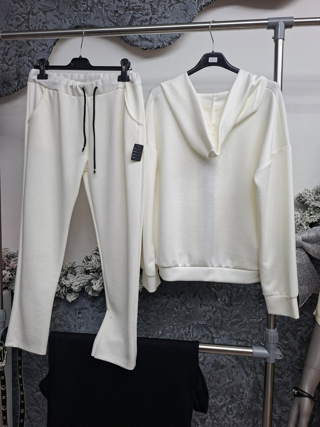 Sport-Anzug 2 Teilig mit  Kapuzen-Jacke