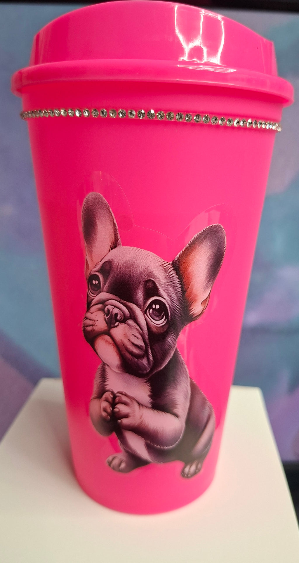 TRINK-BECHER IN PINK  VERSCHIEDENE MOTIVE